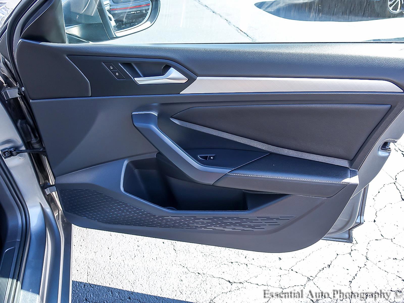 2022 VOLKSWAGEN JETTA - Image 23