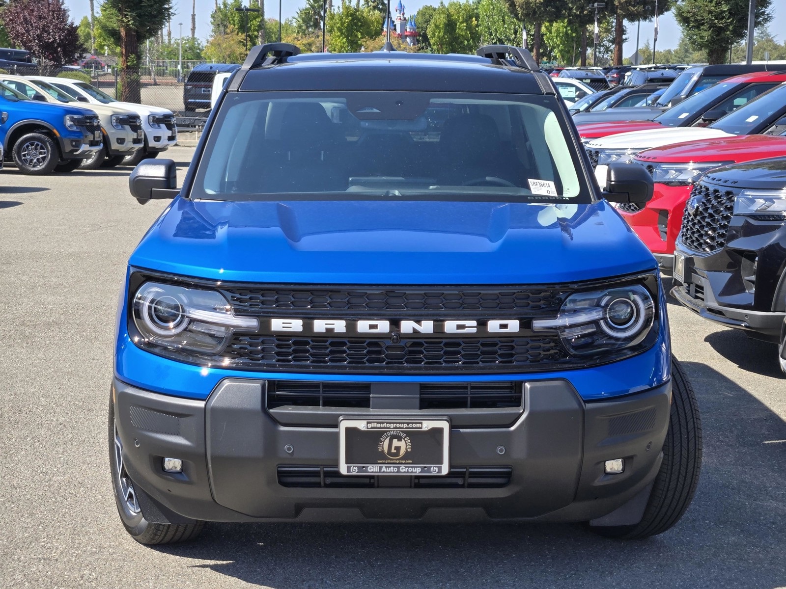 2025 Ford Bronco Sport Outer Banks photo 2