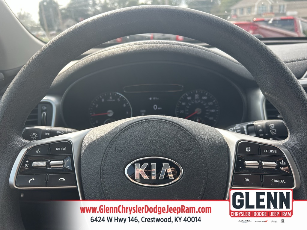 2019 Kia Sorento LX photo 16