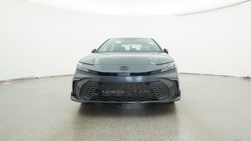 2026 Toyota Camry SE photo 2