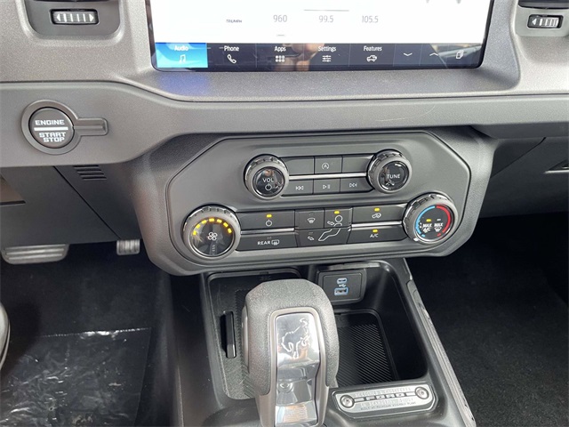 2025 Ford Bronco Base photo 11