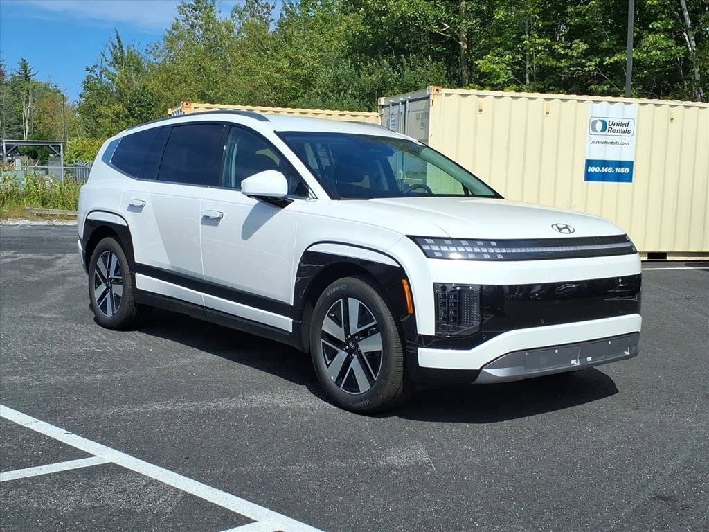 2026 Hyundai Ioniq SEL photo 3