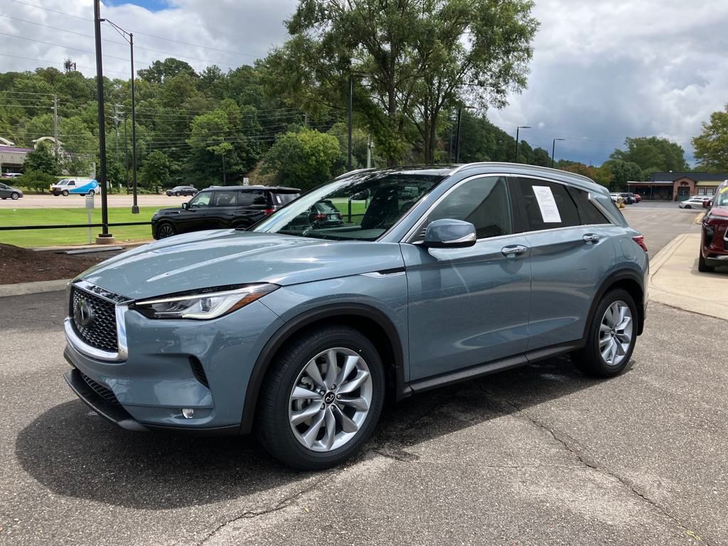 2022 Infiniti QX50 Luxe photo 4