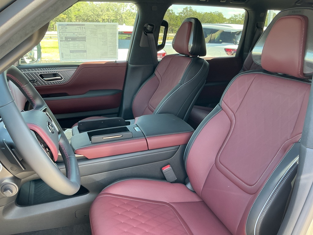 2026 Infiniti QX80 photo 21
