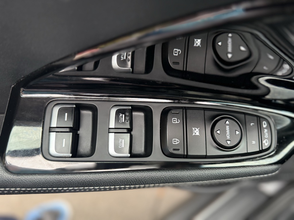 2022 Kia Niro EV EX photo 18