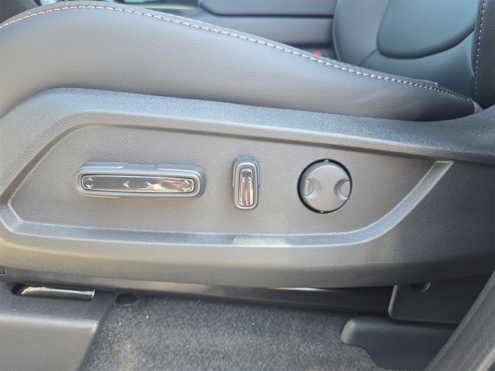 2025 Honda Pilot EX-L photo 15
