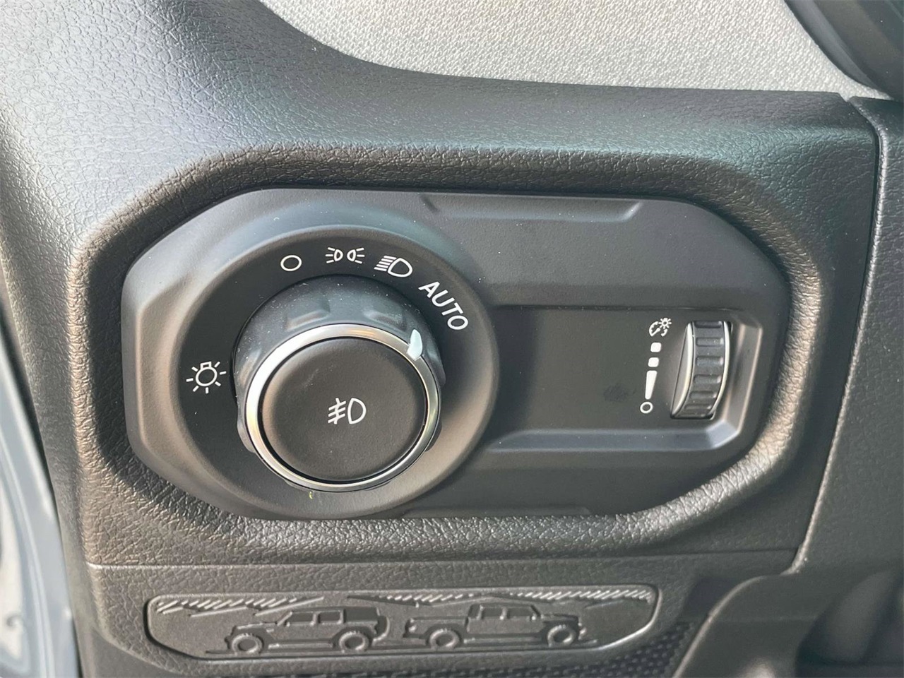 2025 Jeep Wrangler Sport S photo 11
