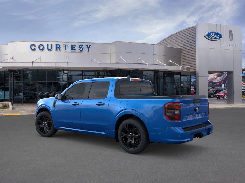 2025 Ford Maverick photo 2
