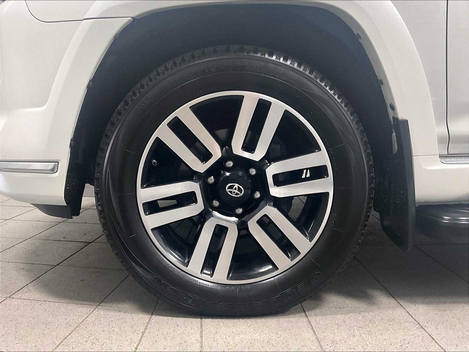 2021 Toyota 4Runner Limited photo 7