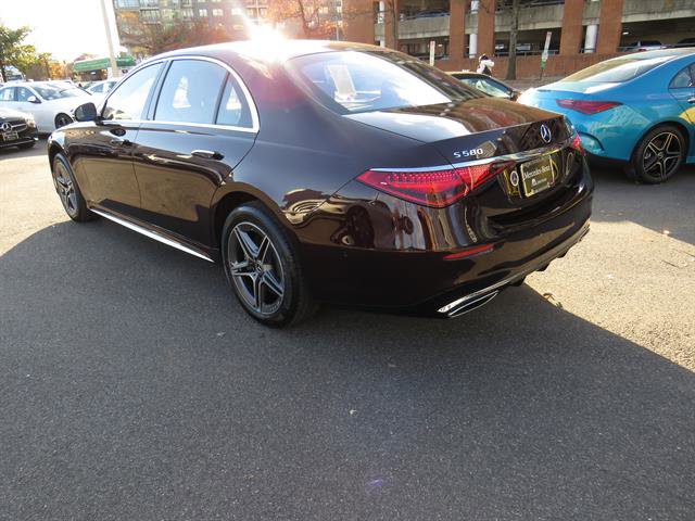 2022 Mercedes Benz S 580 4MATIC photo 2