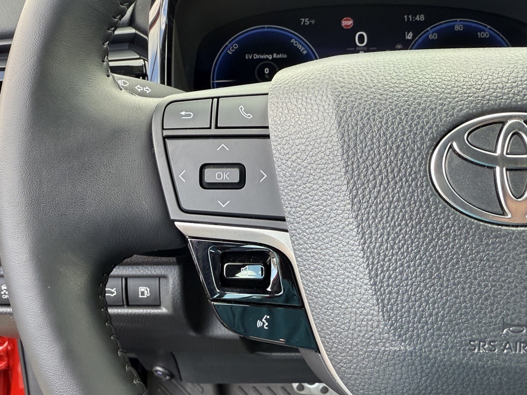2025 Toyota Camry XSE photo 19