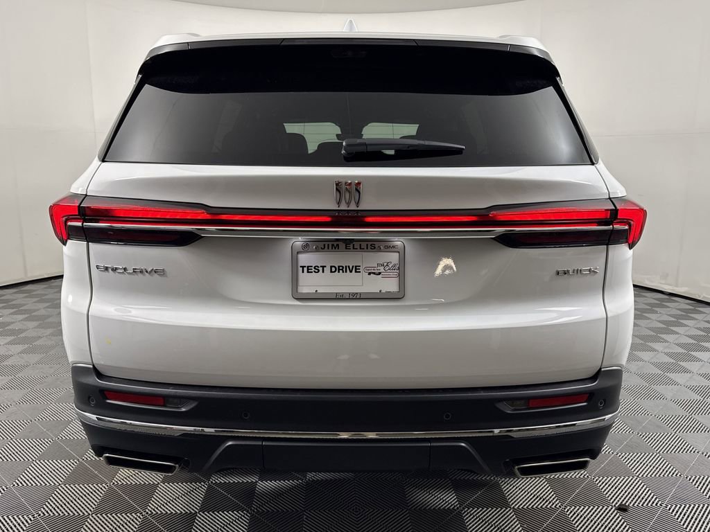 2026 Buick Enclave Preferred photo 5