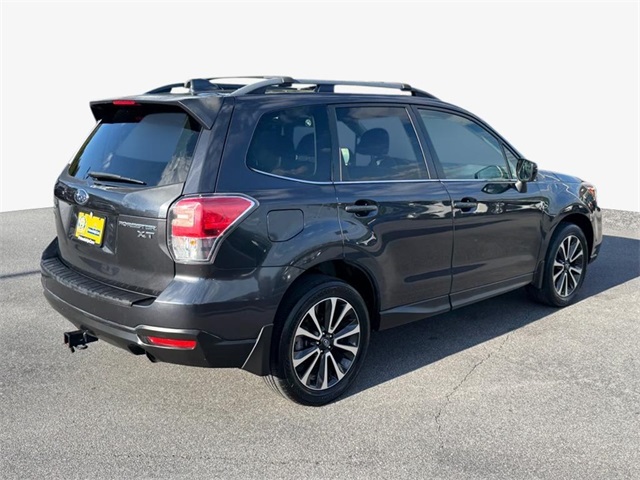 2017 Subaru Forester 2.0XT Premium photo 3