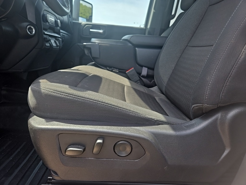 2024 Chevrolet Silverado 2500HD Work Truck photo 5