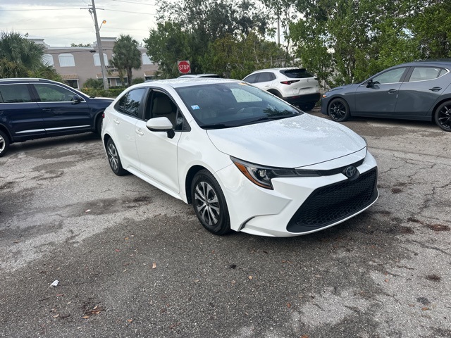 2022 Toyota Corolla Hybrid LE photo 4
