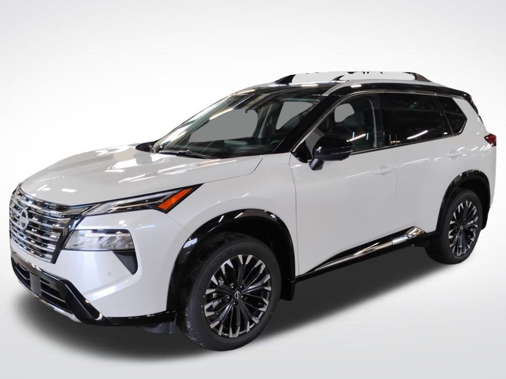 2026 Nissan Rogue Platinum's photo