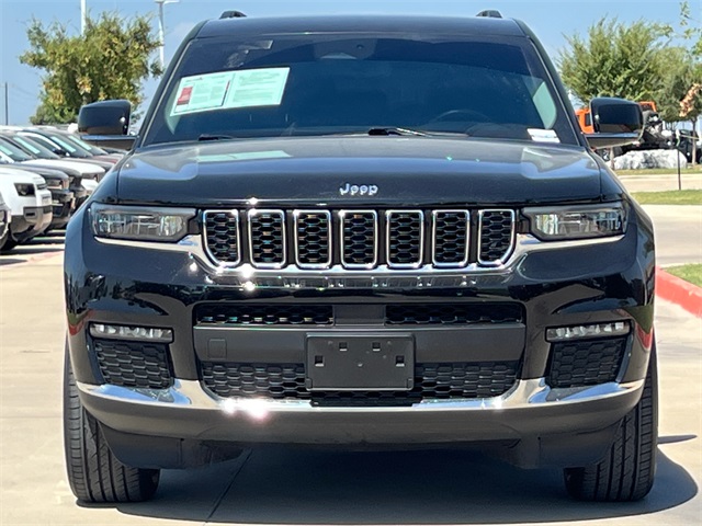 2022 Jeep Grand Cherokee Limited photo 2
