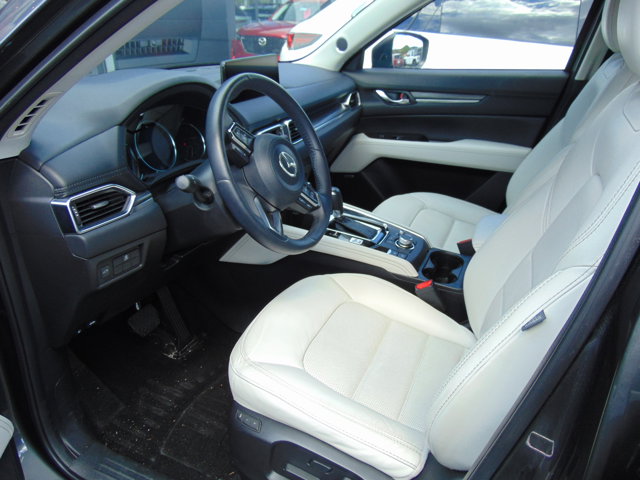 2022 Mazda CX-5 Premium Plus photo 5