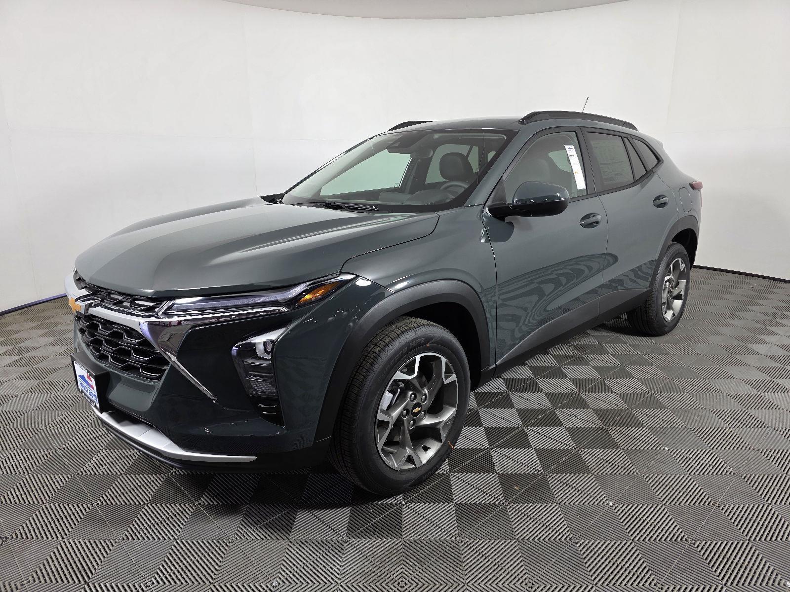 2025 Chevrolet Trax LT's photo