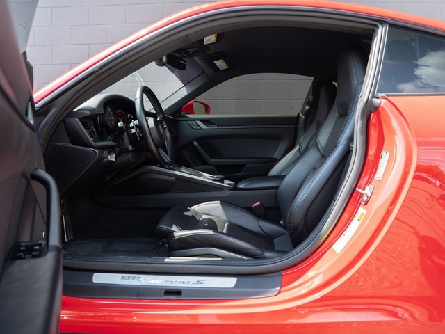 2020 Porsche 911 S photo 16