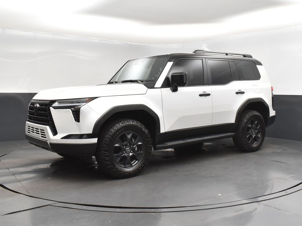 2024 Lexus GX 550 Overtrail photo 3