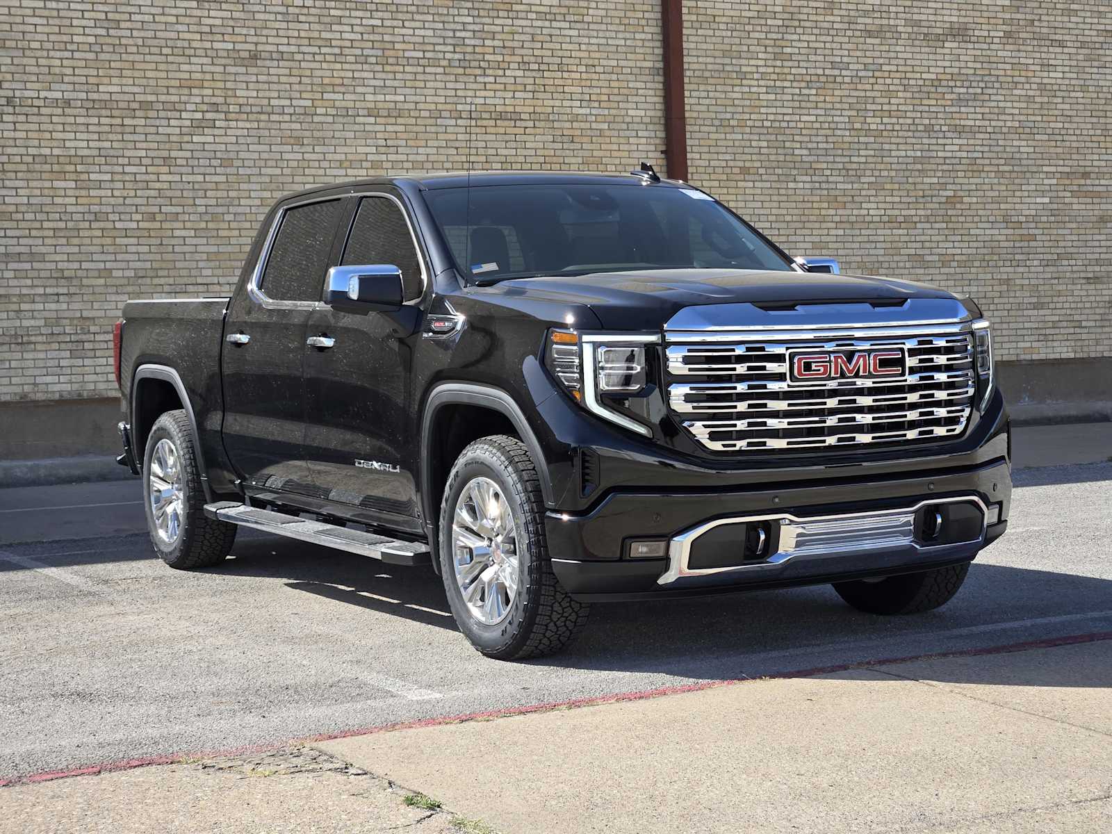 2026 Gmc Sierra 1500 Denali photo 2