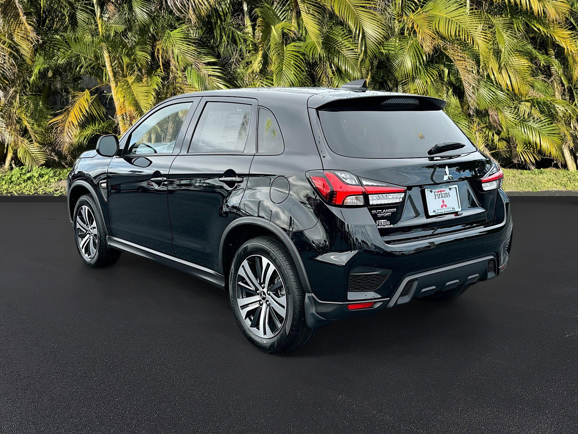 2025 Mitsubishi Outlander Sport ES photo 3