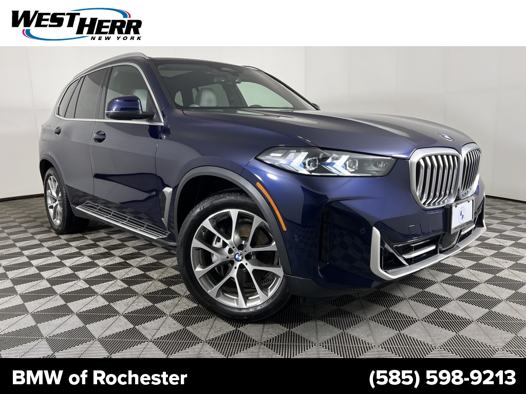 Used 2024 Blue BMW xDrive40i image 1