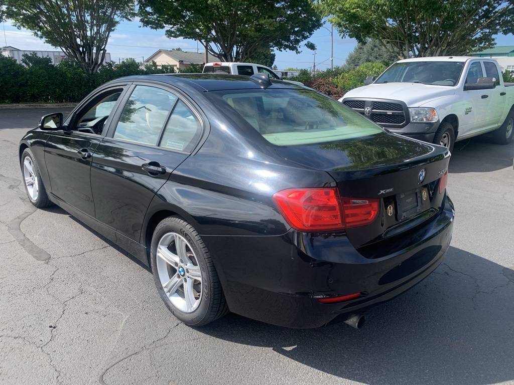 2014 Bmw 320i xDrive photo 2