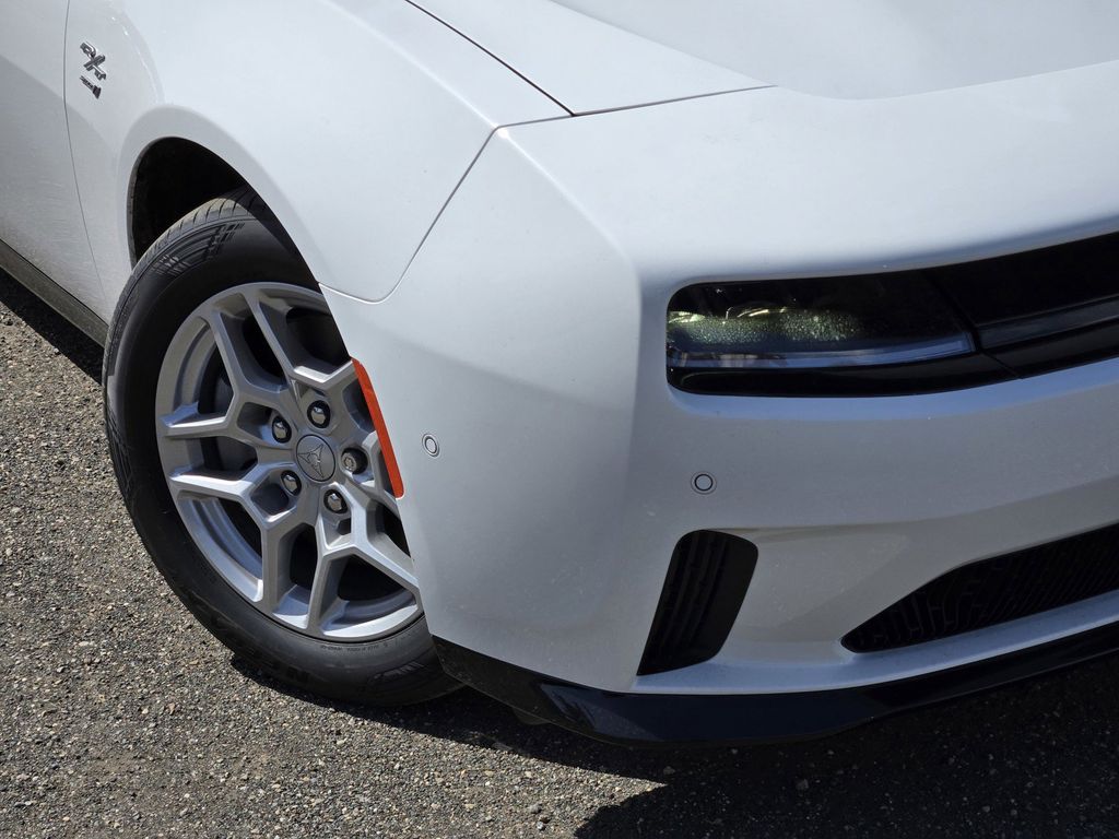 2025 Dodge Charger Daytona R/T AWD photo 3