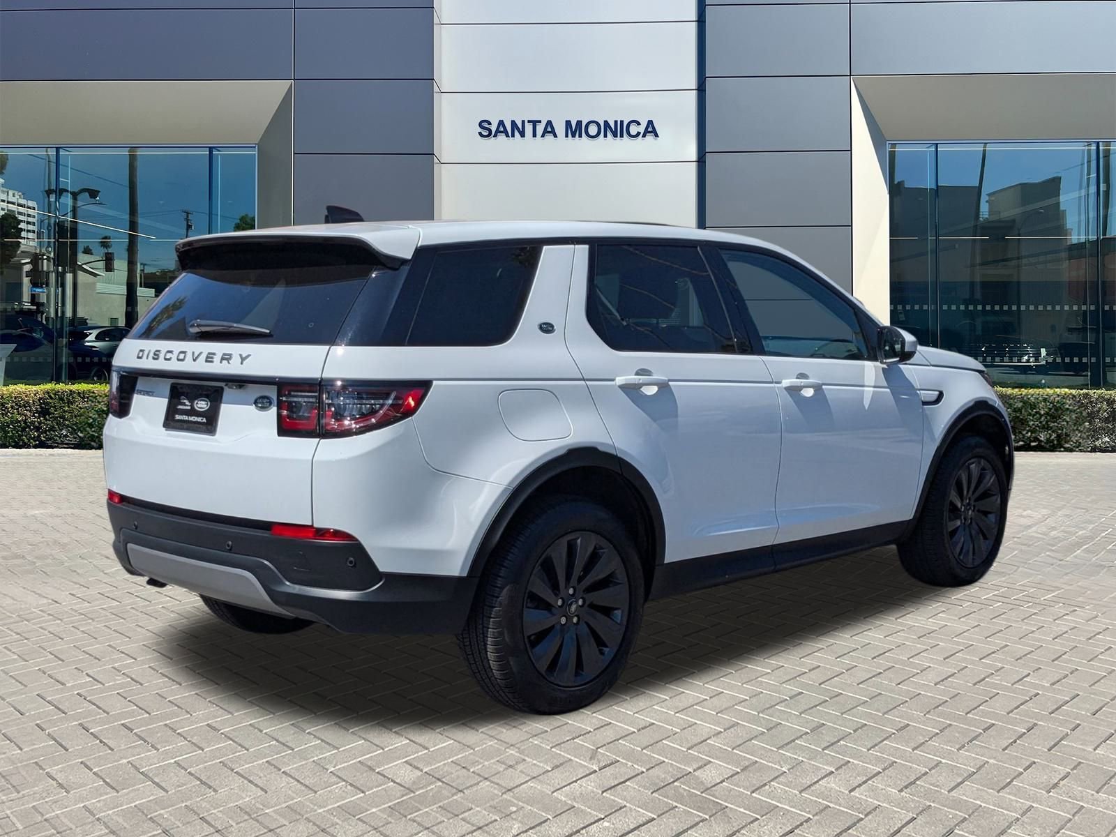 2023 Land Rover Discovery Sport SE photo 4