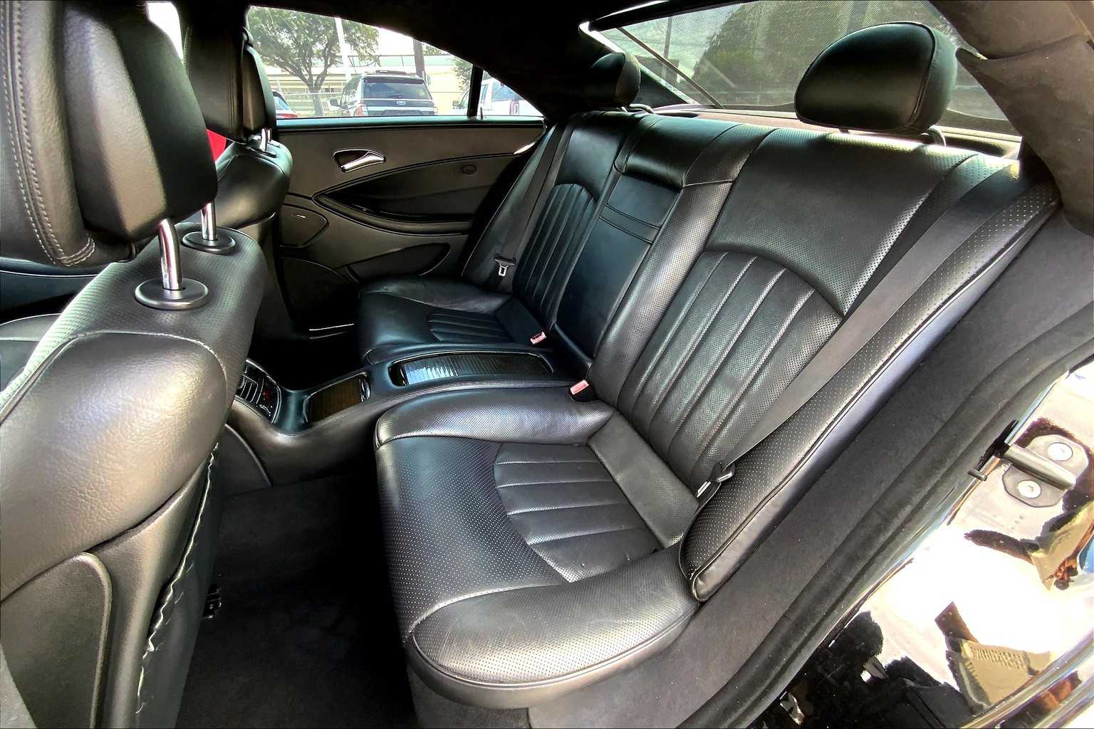 2011 Mercedes Benz CLS 550 photo 18