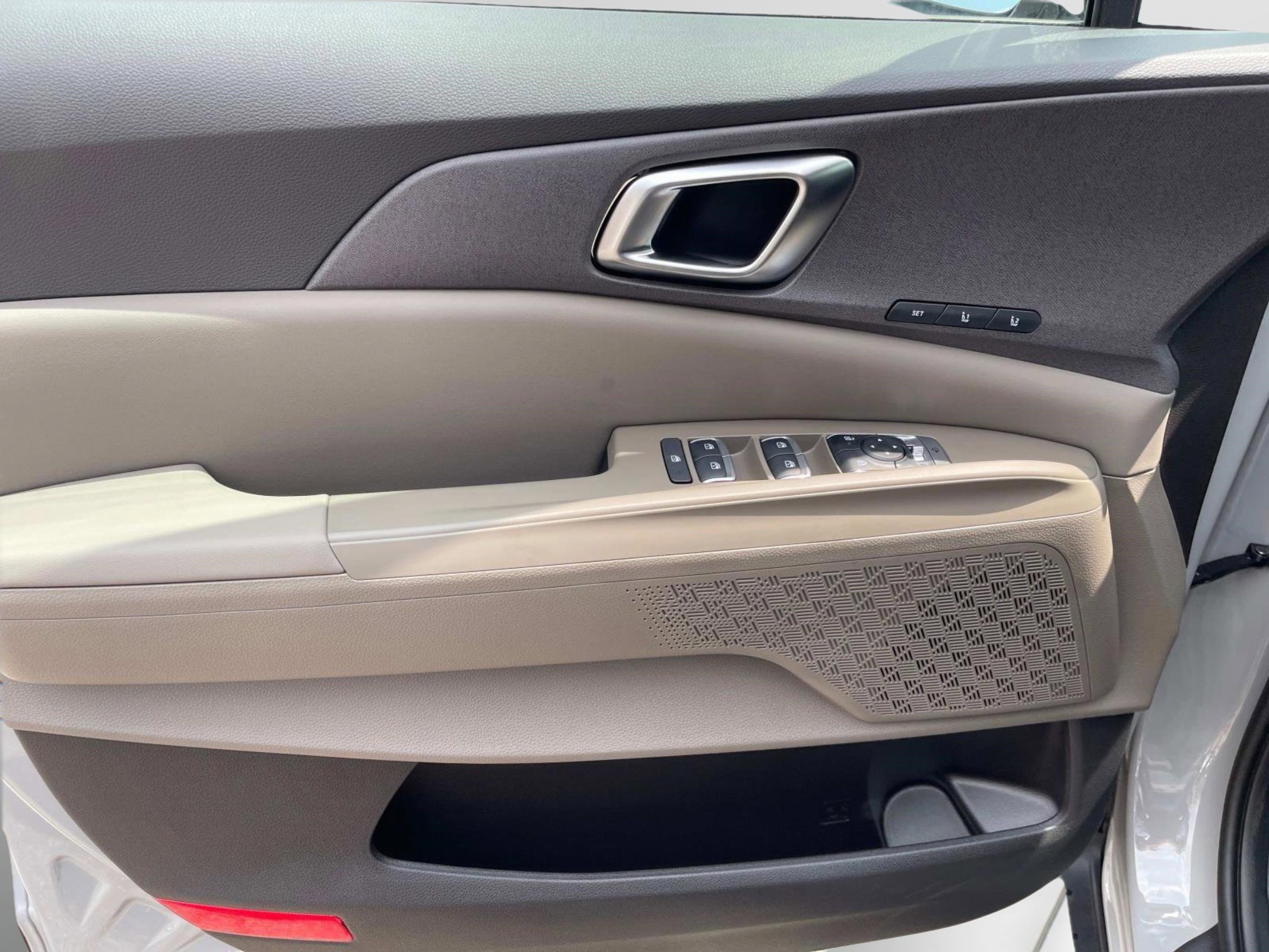 2026 Kia Carnival EX photo 17