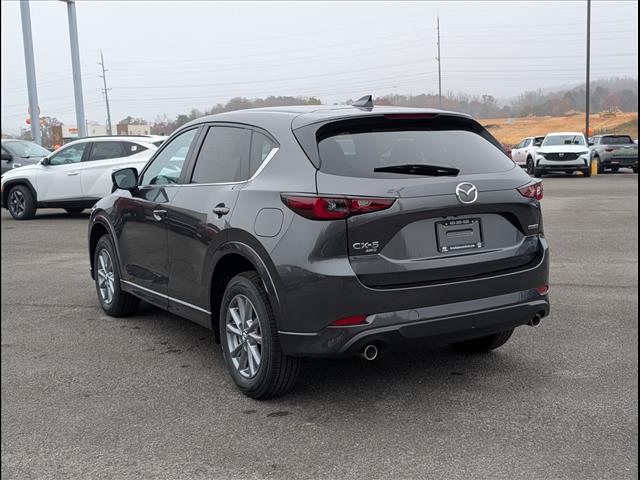 2025 Mazda CX-5 2.5 S Preferred photo 4