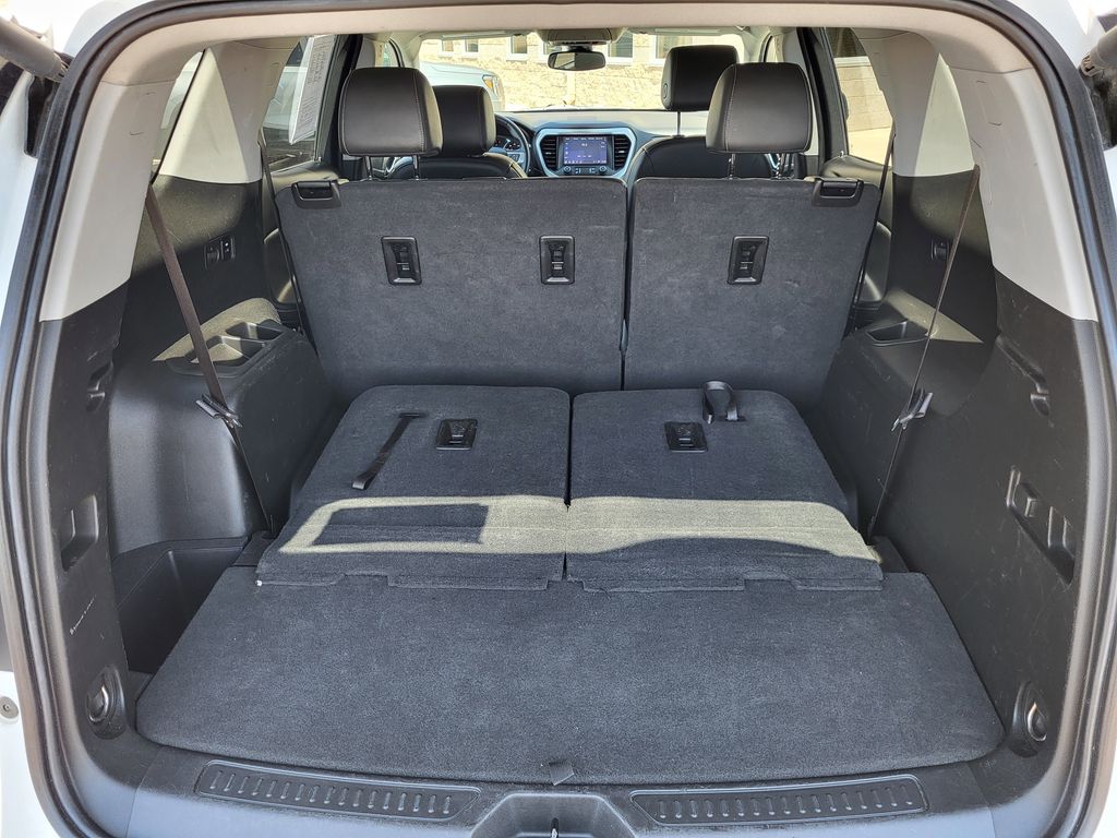 2023 Gmc Acadia SLT photo 19