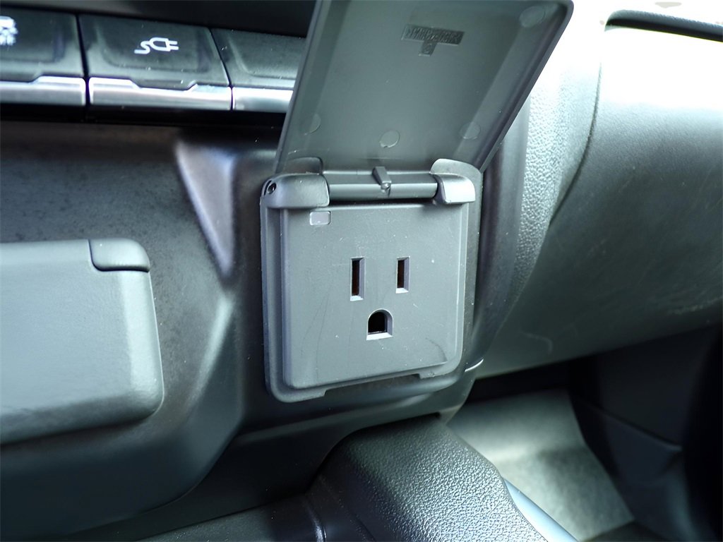 2022 Chevrolet Silverado 3500HD High Country photo 17