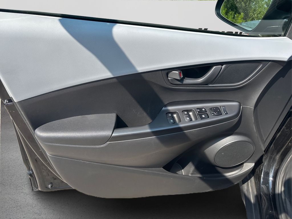 2018 Hyundai Kona SEL photo 23