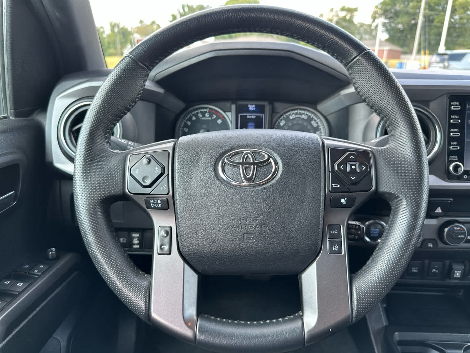 2023 Toyota Tacoma TRD photo 14
