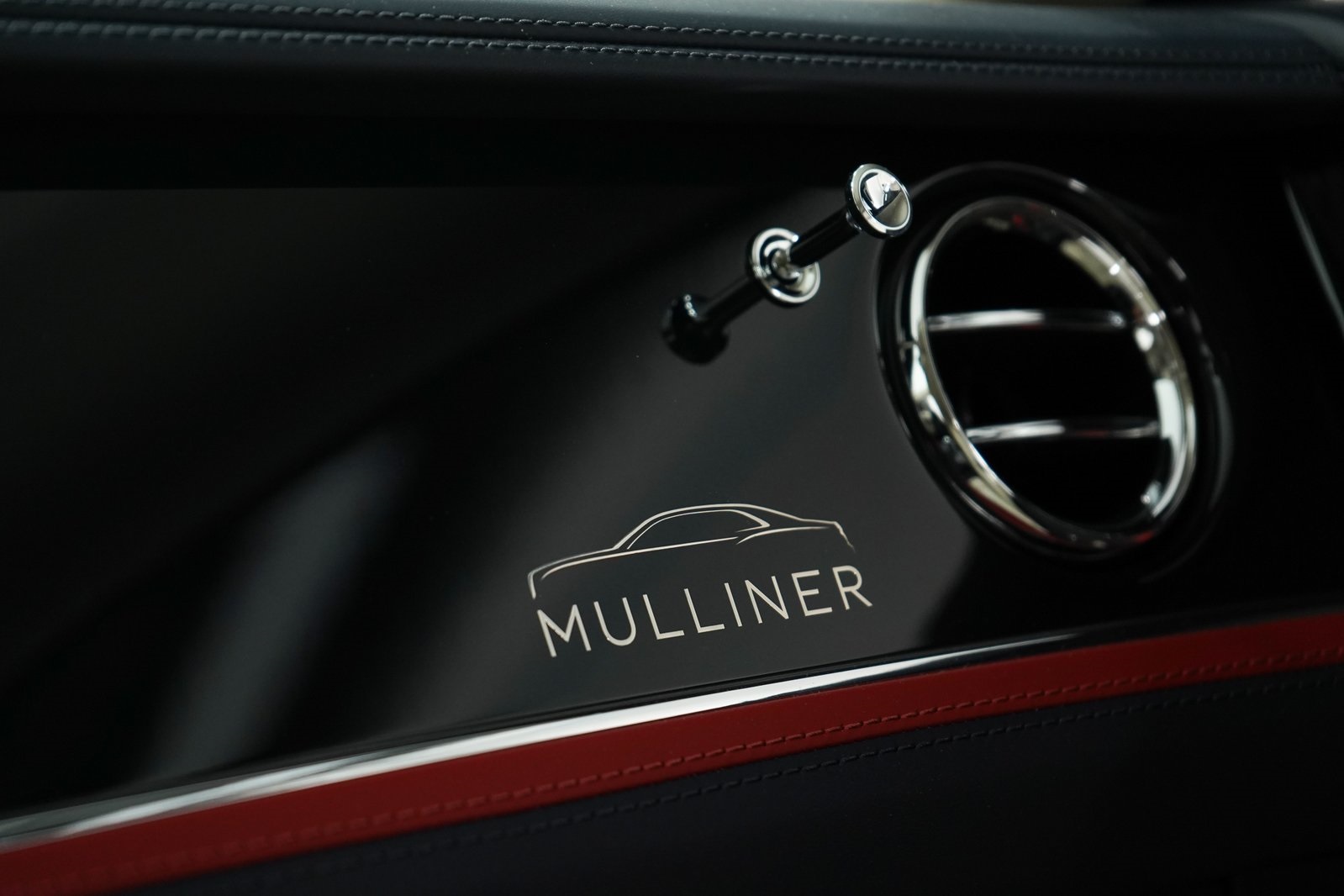 2024 Bentley Flying Spur Mulliner V8 photo 37