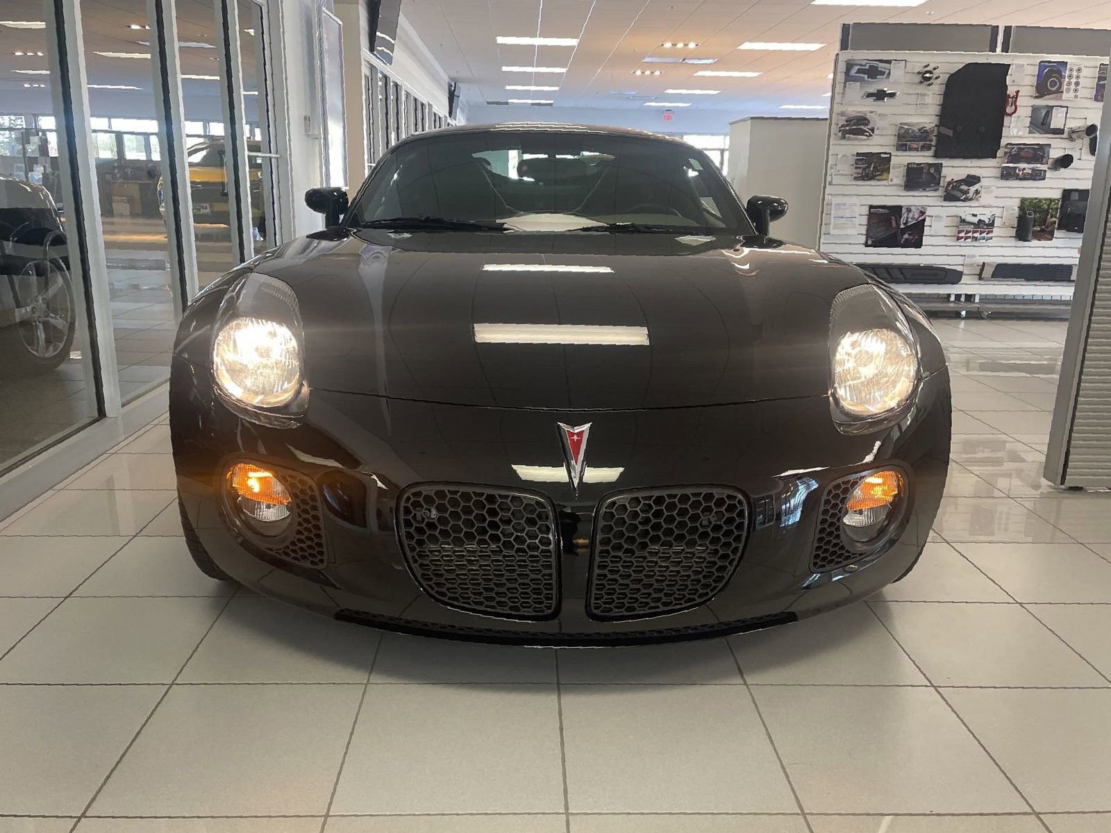 2009 Pontiac Solstice photo 7