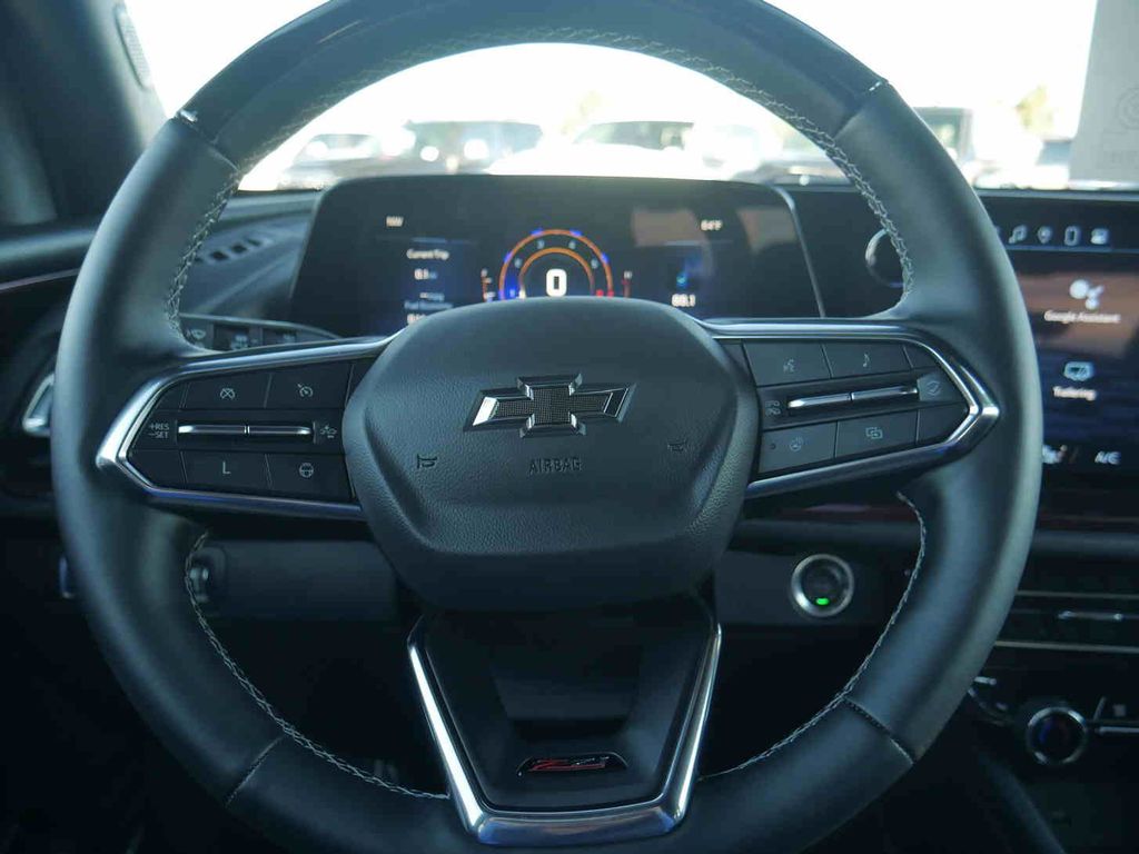 2024 Chevrolet Traverse Z71 photo 40
