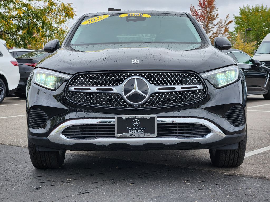 2025 Mercedes Benz GLC Coupe 300 4MATIC photo 3