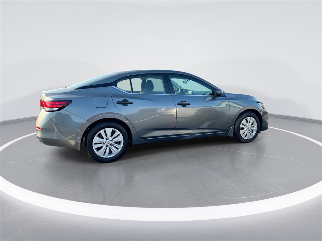 2025 Nissan Sentra S photo 9