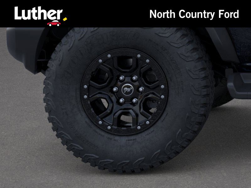 2025 Ford Bronco Outer Banks photo 18