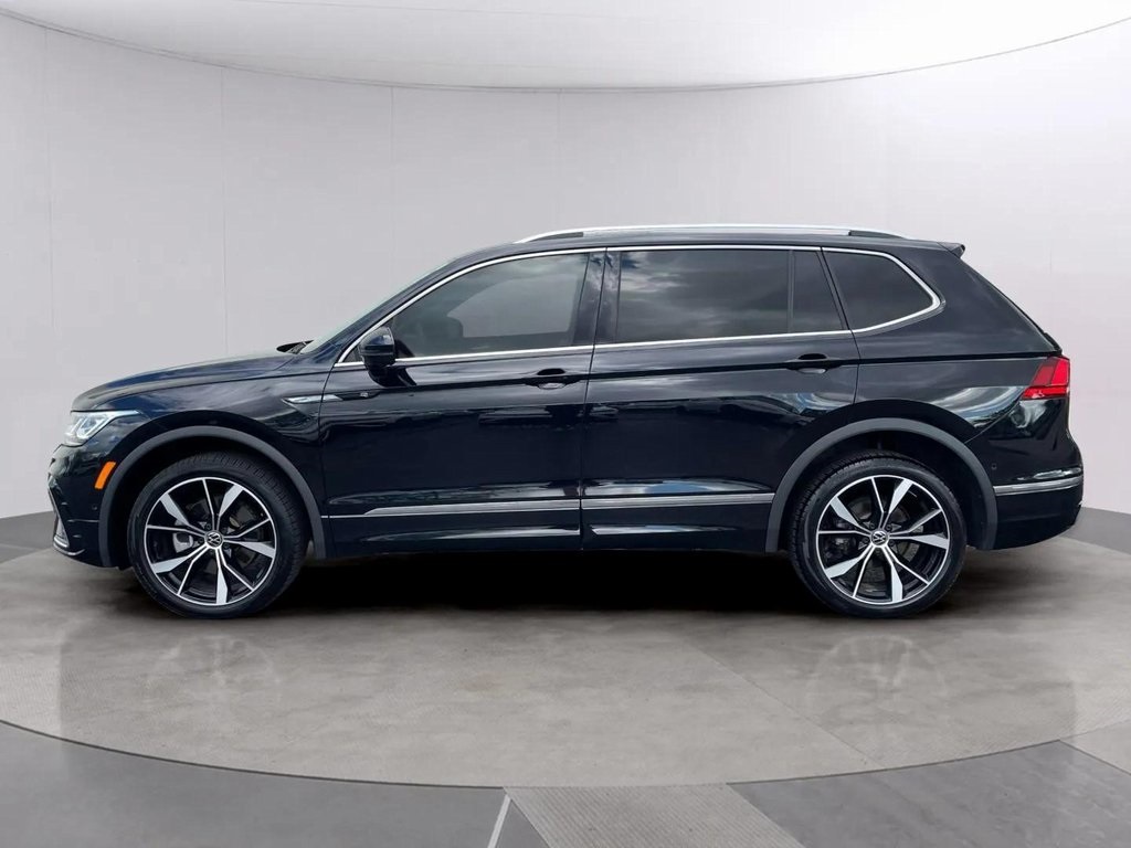 2024 Volkswagen Tiguan SEL R-Line Black photo 2