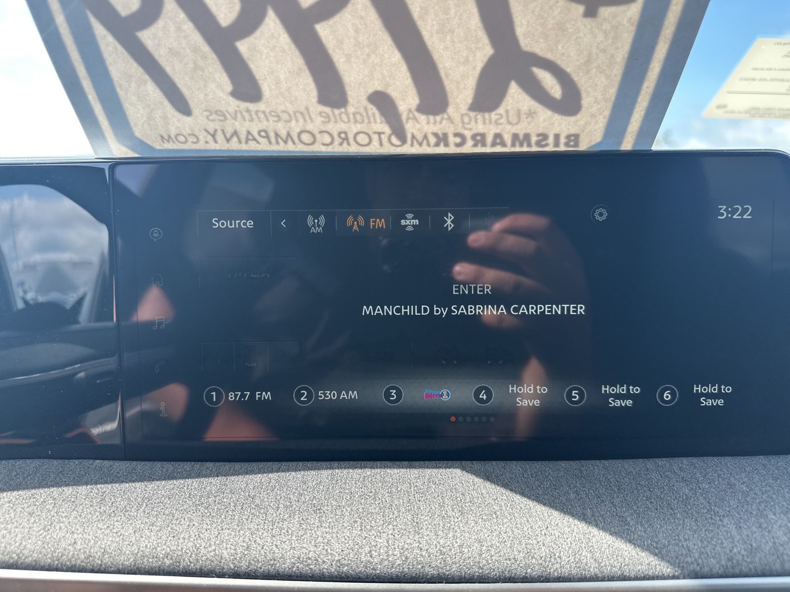 2025 Nissan Kicks SV photo 20