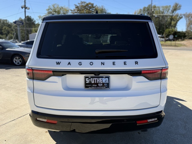 2025 Jeep Wagoneer Series III photo 4