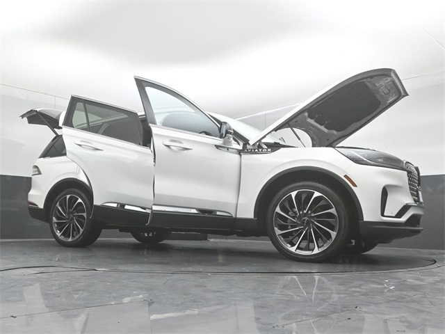 2025 LINCOLN AVIATOR - Image 55