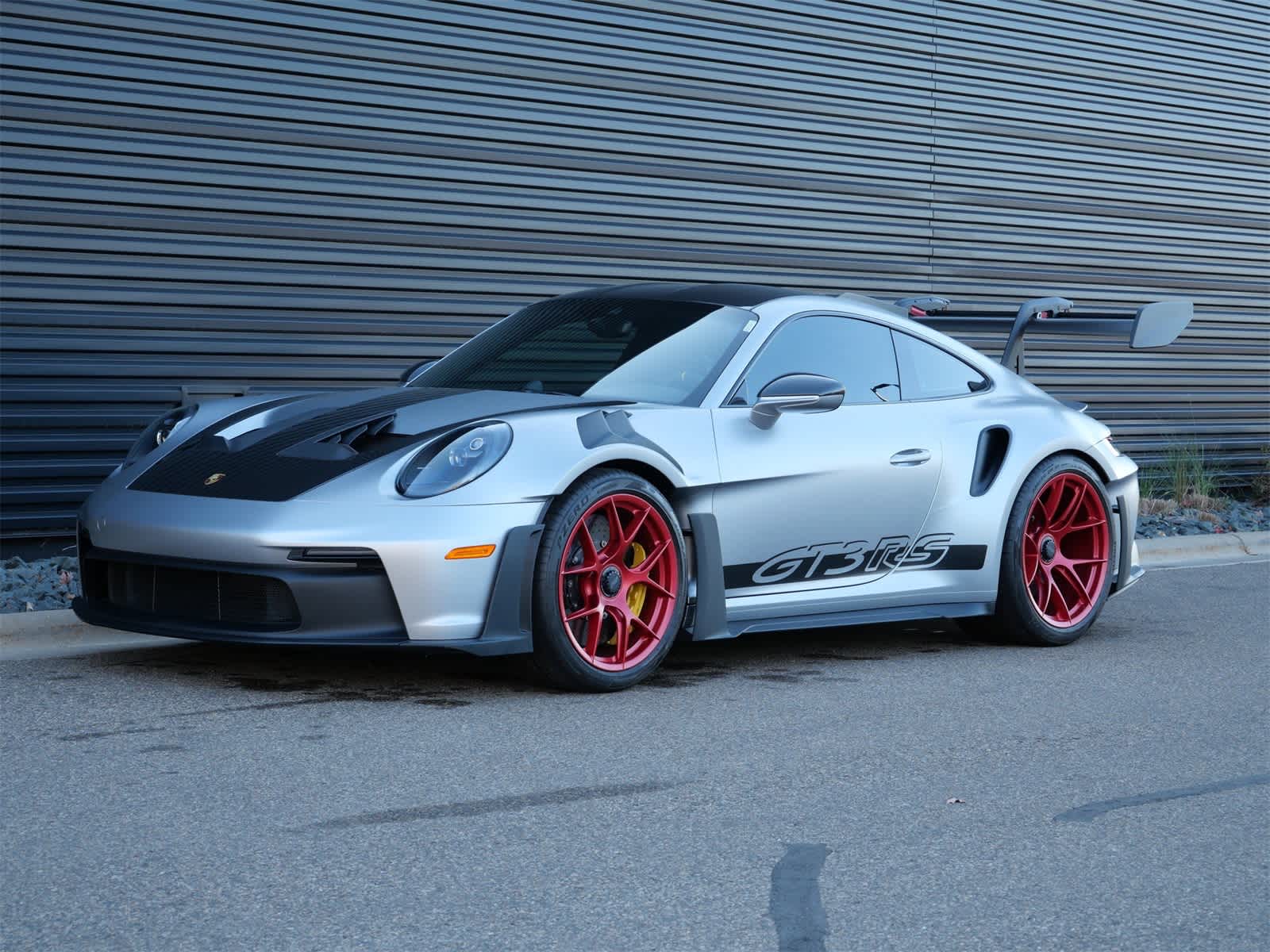 2025 Porsche 911 GT3 RS's photo