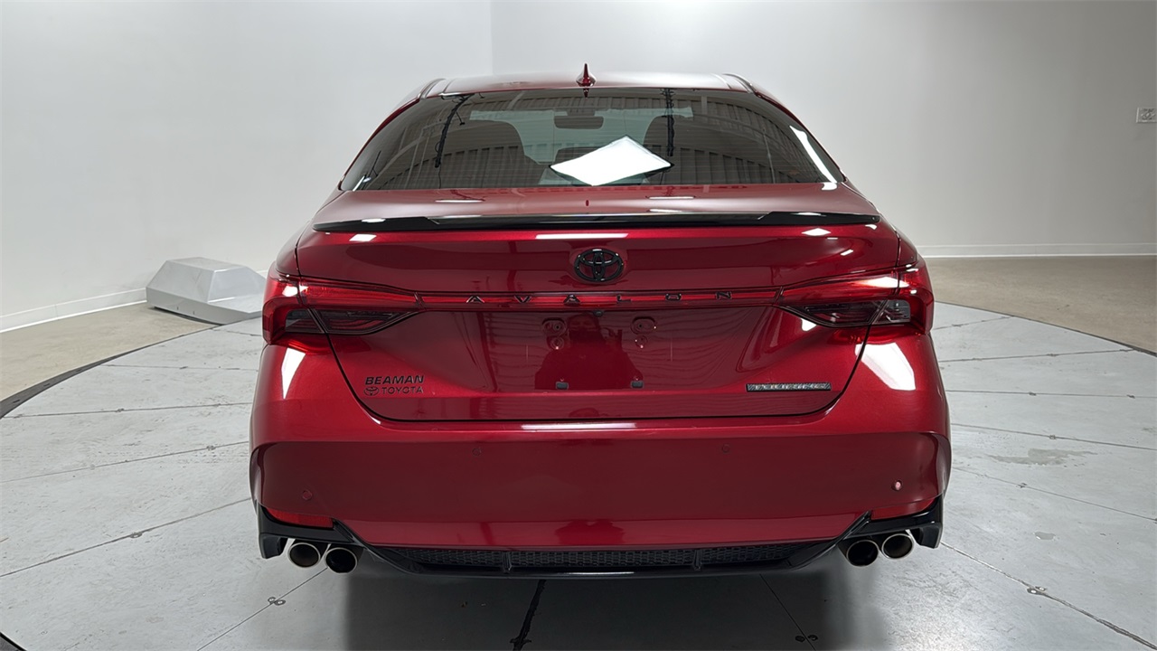 2019 Toyota Avalon Touring photo 4